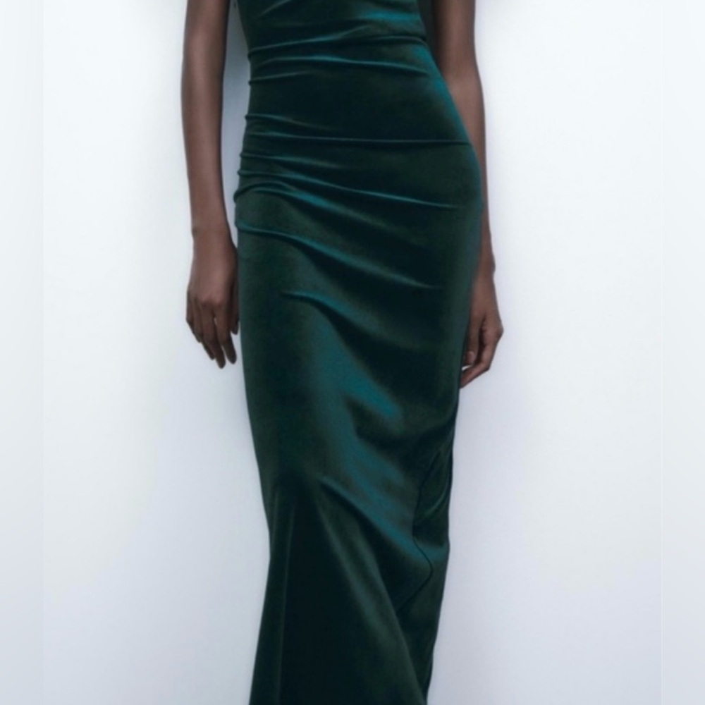 Zara Deep Green Velvet Maxi Dress - Picture 4 of 9